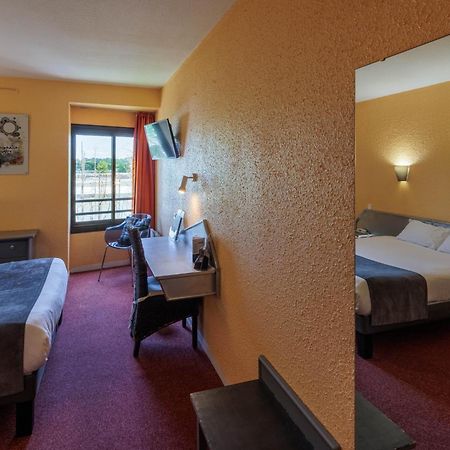 Logis Hotel Noemys Brive - Restaurant Le Teinchurier Oda fotoğraf